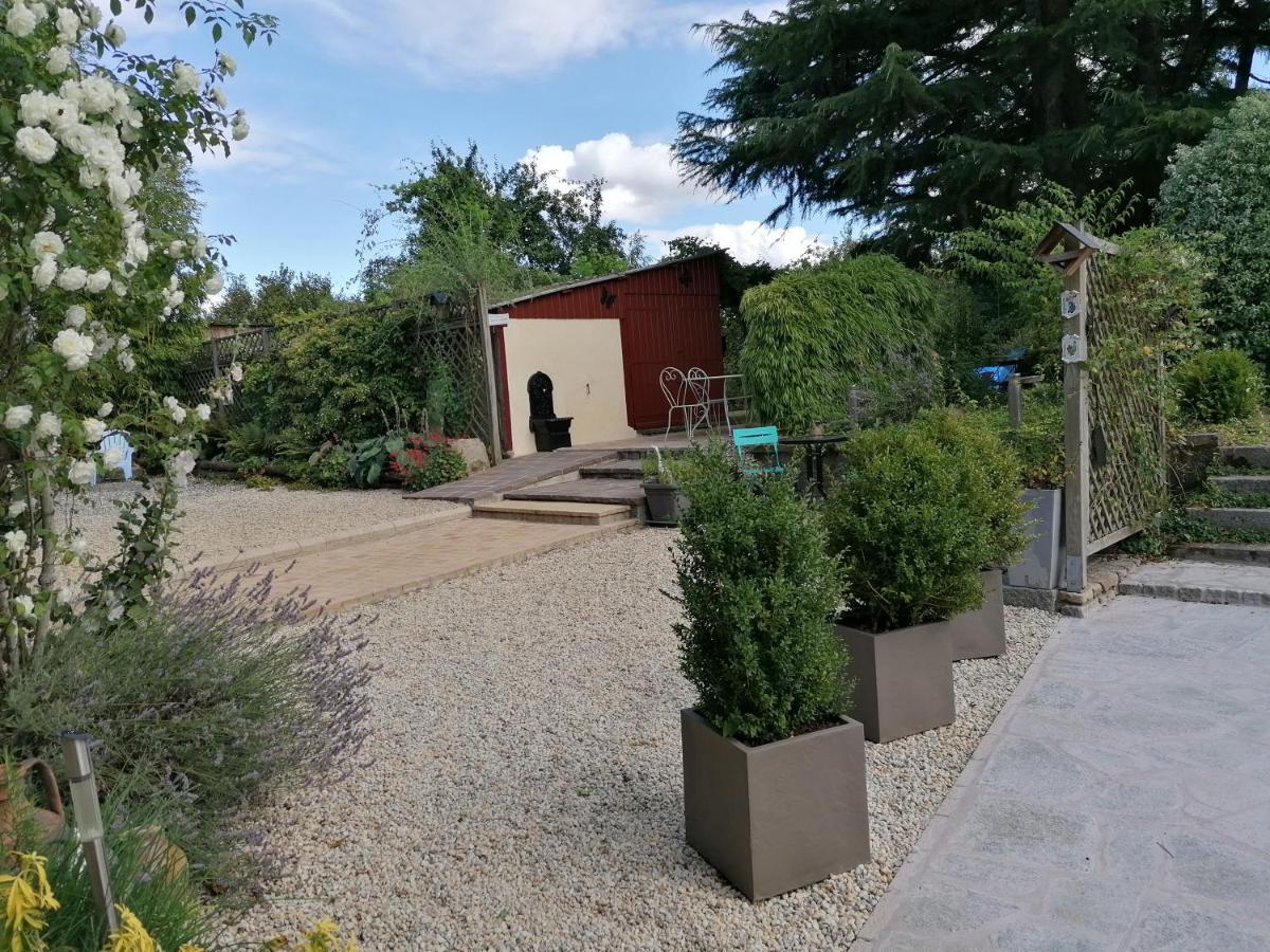 Pierre-Feuille-Ciseaux Parigné Exterior foto